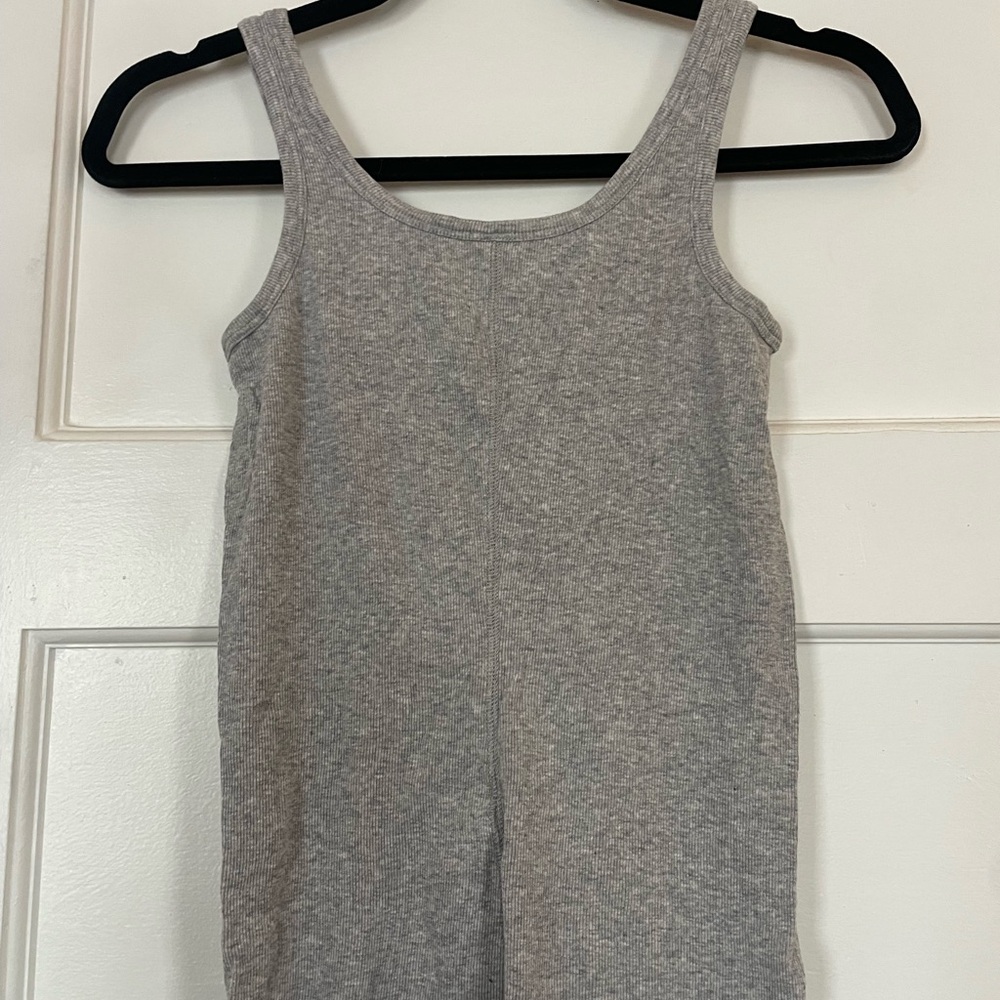 Everlane Heather Gray Ribbed Tank Top